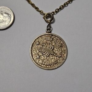 Vtg 70's SARAH COVENTRY Scorpio Zodiac Sign Gold Tone Pendant Chain